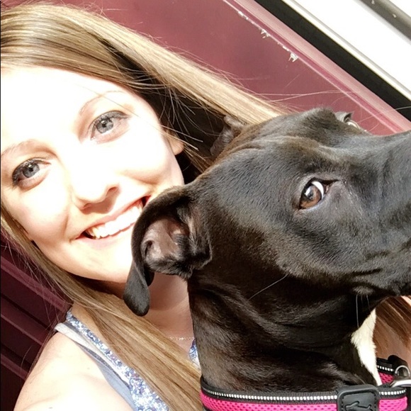 Meet your Posher, Abby - Picture 1 of 1